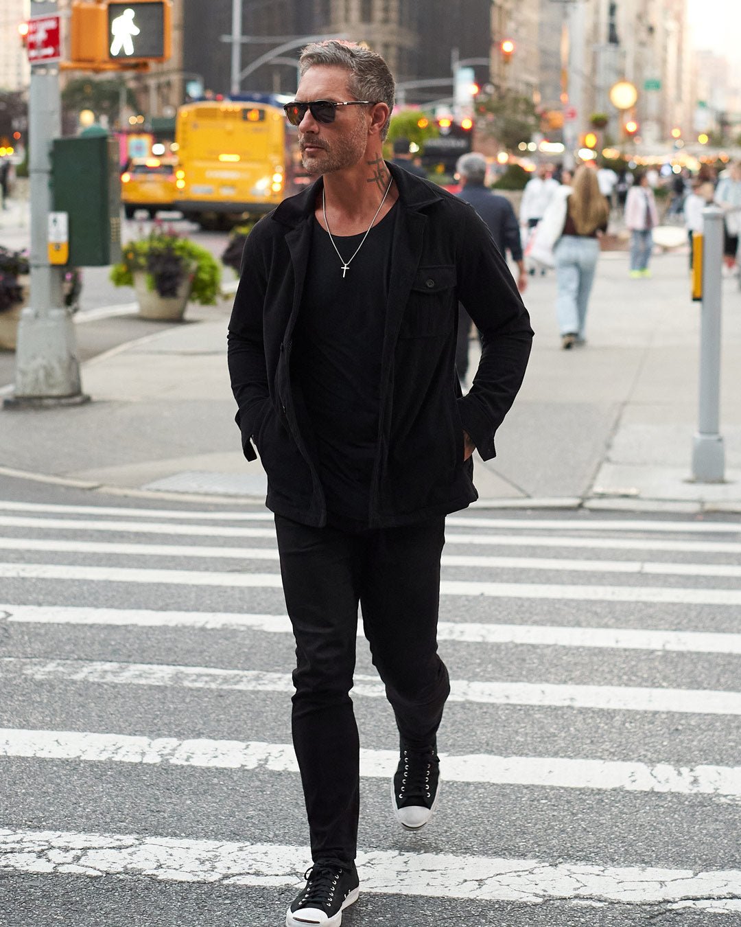 Stellan Corduroy Slim Fit Overshirt - Black - WESTON JON BOUCHÉR
