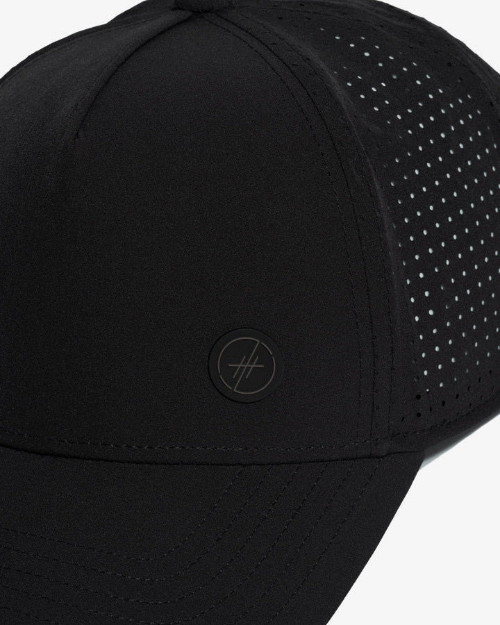 Apex Vented Cross Training Hat