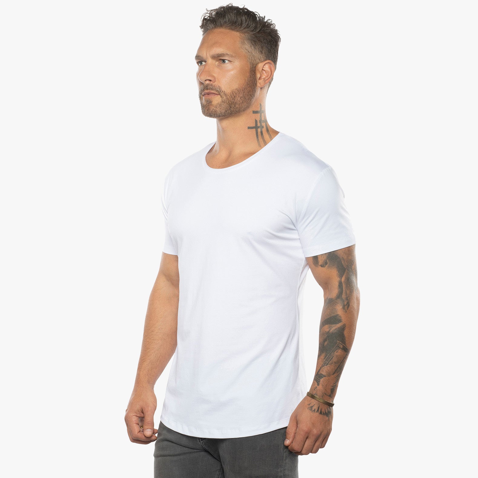 Silas Raw Neck Slim Fit Tee