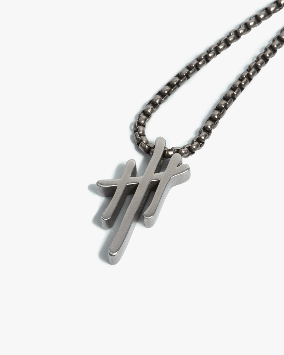 Tristan Pendant Titanium Box Chain Necklace